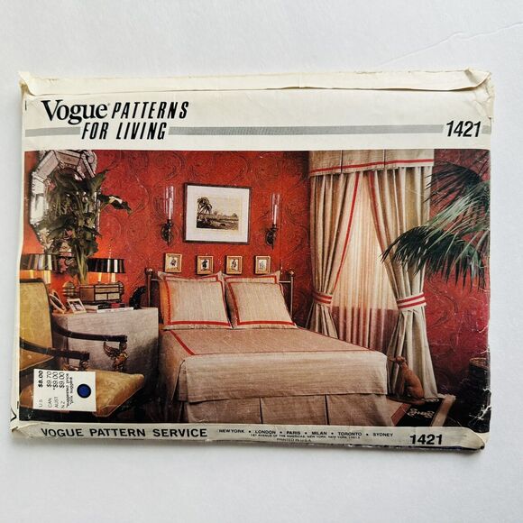 Vintage VOGUE 1421 Curtain Window Bedspread Blanket Pillow Bedding Pattern UNCUT - Picture 2 of 2